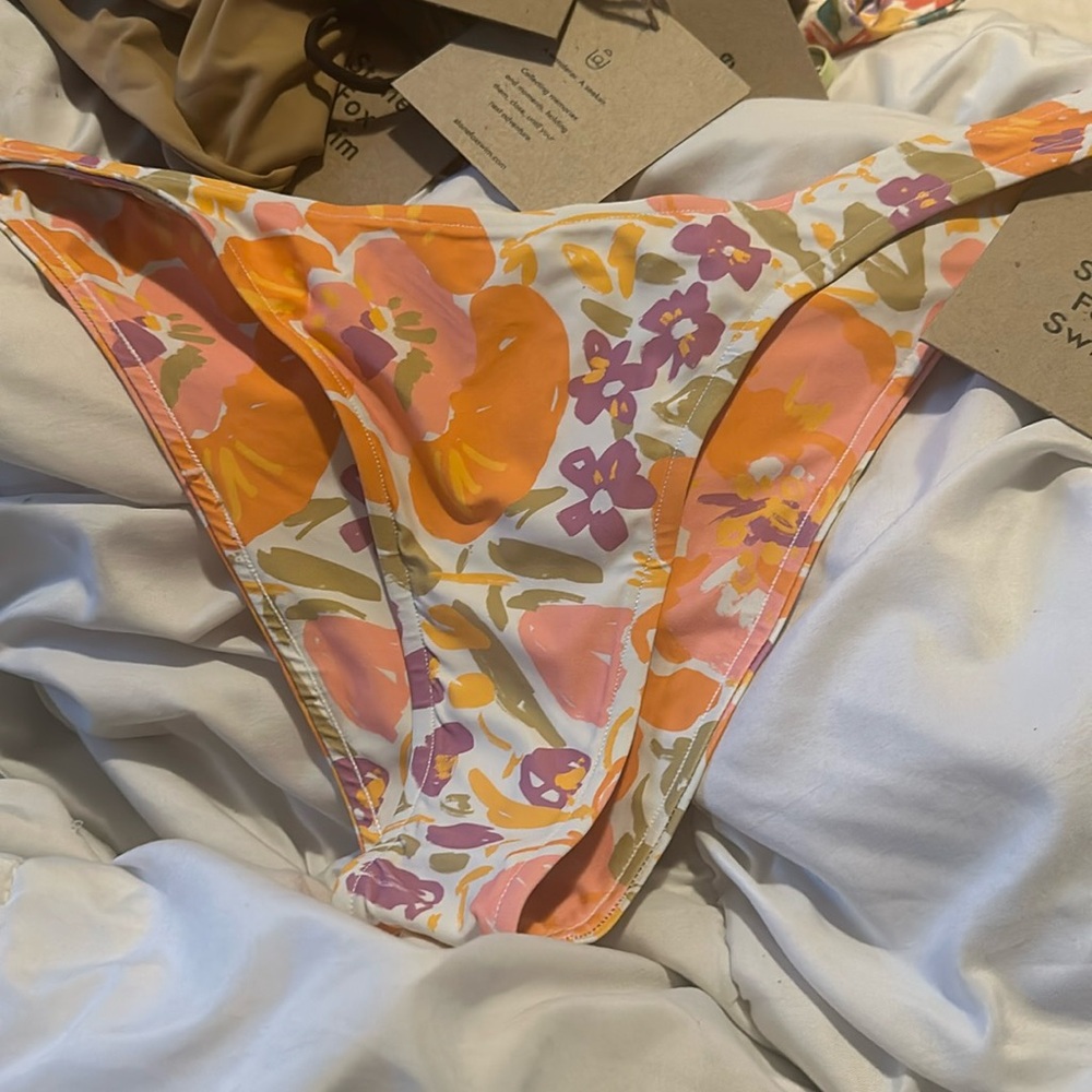 NWT stone fox swim bottoms